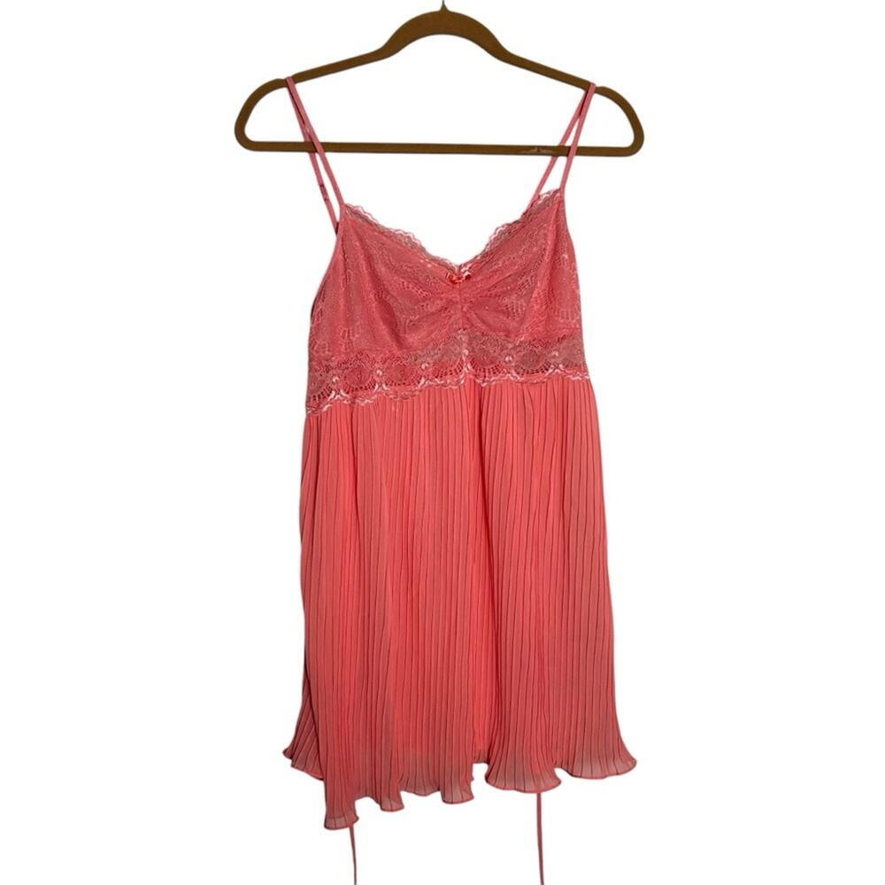 In Bloom by Jon Quil Pink Lace Bodice Pleated Spaghetti Strap Nightie Top Large